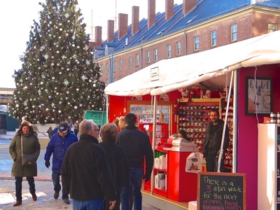 holiday tree lighting south street seaport downtown manhattan holiday things to do tribeca soho LES holiday events manhattan nyc