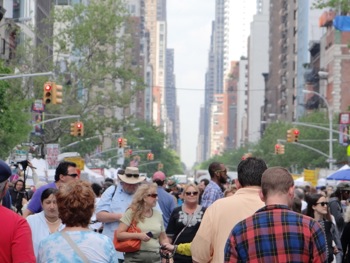nyc street fairs in manhattan photos